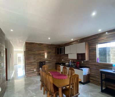Casa, 3 quartos, 324 m² - Foto 1