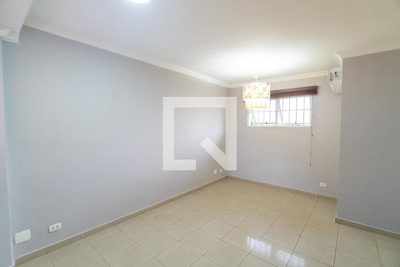 Casa, 3 quartos, 167 m² - Foto 2