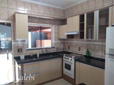 Sobrado, 3 quartos, 200 m² - Foto 2