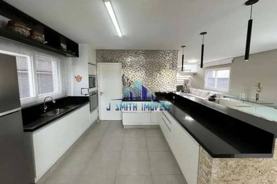 Casa, 5 quartos, 245 m² - Foto 3