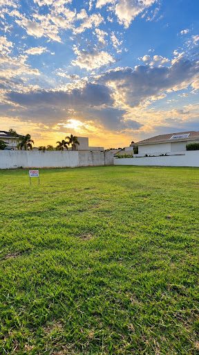 Loteamento e Condomínio, 1350 m² - Foto 2