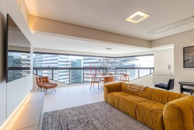 Apartamento, 3 quartos, 162 m² - Foto 1