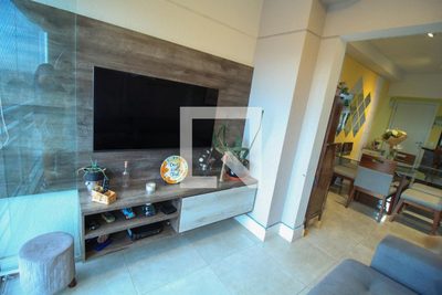 Apartamento, 3 quartos, 70 m² - Foto 2