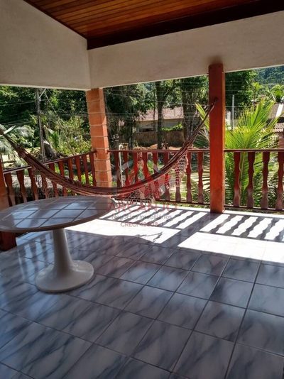 Casa, 4 quartos, 220 m² - Foto 1