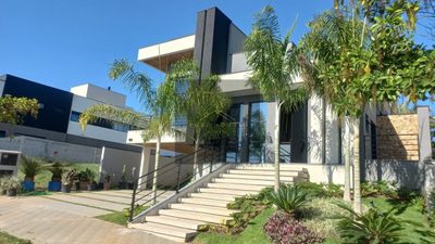 Casa, 3 quartos, 290 m² - Foto 1