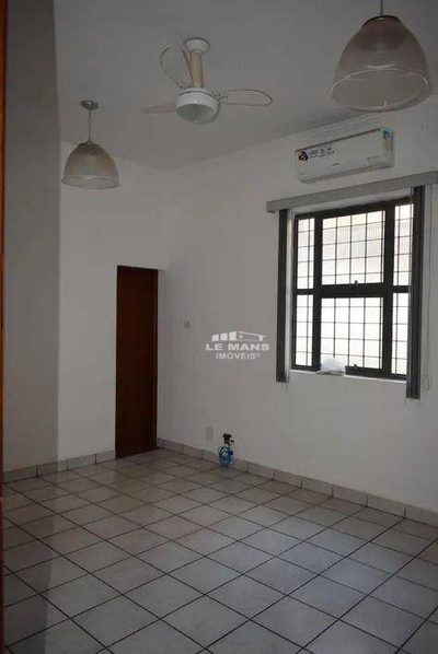 Casa, 6 quartos, 248 m² - Foto 1