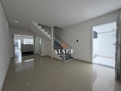 Sobrado, 3 quartos, 240 m² - Foto 1
