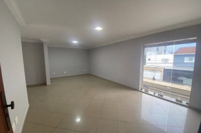Sobrado, 3 quartos, 367 m² - Foto 1