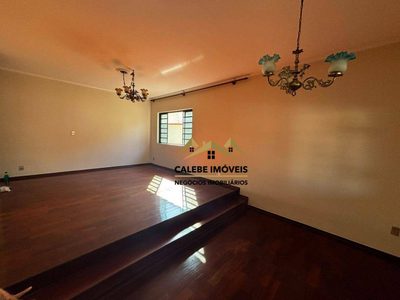 Casa, 3 quartos, 242 m² - Foto 3