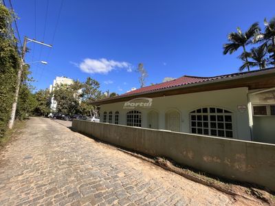 Casa, 8 quartos, 225 m² - Foto 4