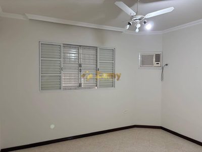 Casa, 3 quartos, 190 m² - Foto 2