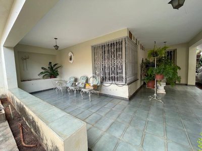 Casa, 6 quartos, 348 m² - Foto 3