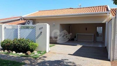 Casa, 3 quartos, 141 m² - Foto 2