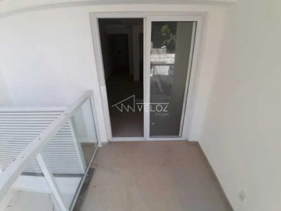 Apartamento, 1 quarto, 37 m² - Foto 2