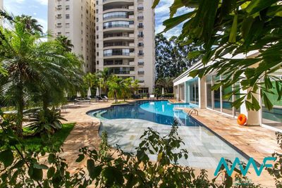 Apartamento, 3 quartos, 201 m² - Foto 2