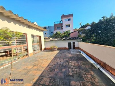 Casa, 4 quartos, 246 m² - Foto 2
