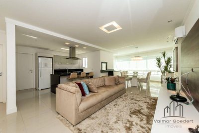 Apartamento, 3 quartos, 130 m² - Foto 1
