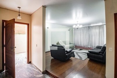 Casa, 4 quartos, 349 m² - Foto 1