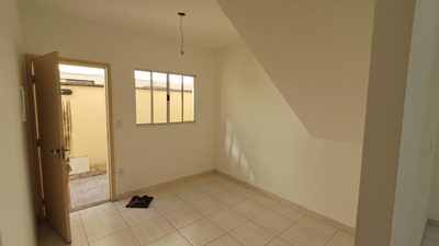 Casa, 2 quartos, 52 m² - Foto 1