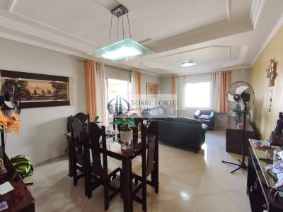 Casa, 2 quartos, 240 m² - Foto 2