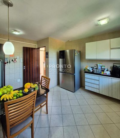 Casa, 3 quartos, 249 m² - Foto 3