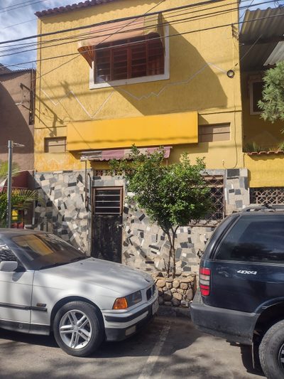 Sobrado, 3 quartos, 220 m² - Foto 2