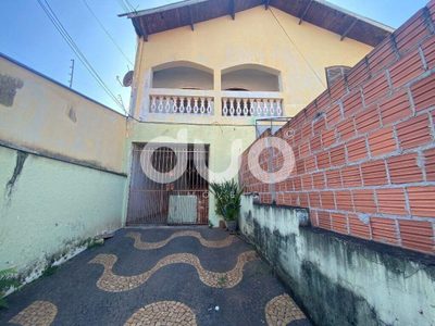Casa, 3 quartos, 294 m² - Foto 1