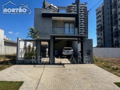 Casa, 3 quartos, 167 m² - Foto 1