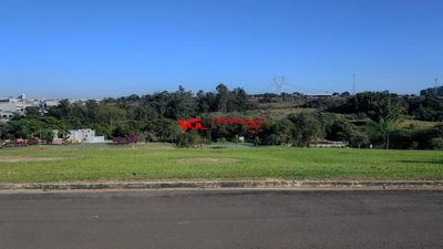 Loteamento e Condomínio, 1000 m² - Foto 1