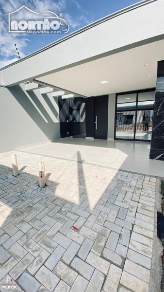 Casa, 3 quartos, 107 m² - Foto 2