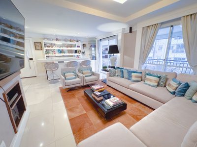 Apartamento, 3 quartos, 165 m² - Foto 1