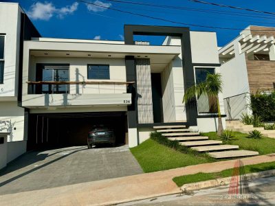 Casa de Condomínio, 4 quartos - Foto 1