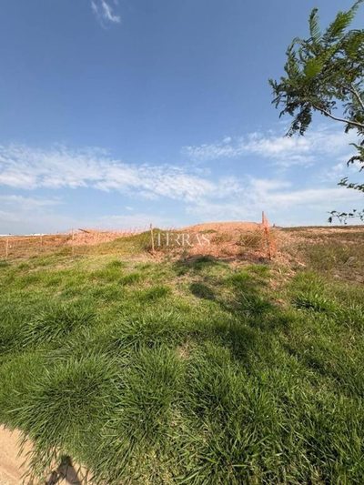 Loteamento e Condomínio, 806 m² - Foto 3
