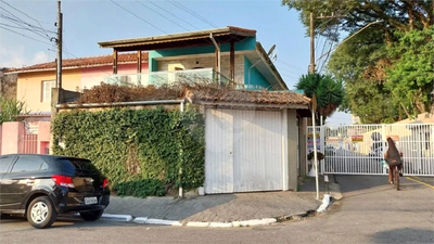 Sobrado, 4 quartos, 206 m² - Foto 1