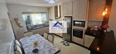 Casa, 3 quartos, 249 m² - Foto 1
