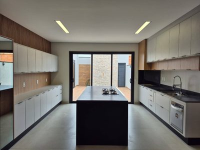 Casa, 3 quartos, 198 m² - Foto 5
