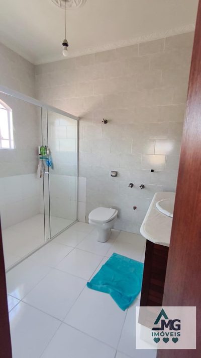 Casa, 3 quartos, 237 m² - Foto 2