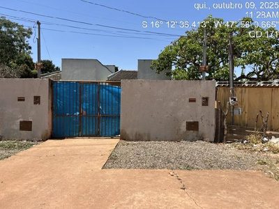 Casa, 2 quartos, 281 m² - Foto 1