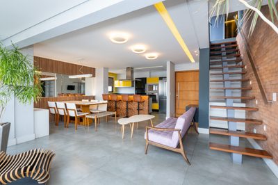 Cobertura, 3 quartos, 210 m² - Foto 2