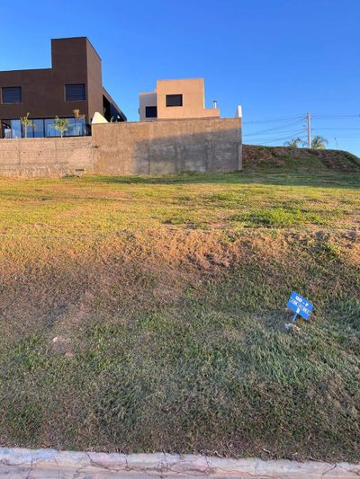 Terreno, 300 m² - Foto 1