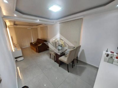 Casa, 3 quartos, 245 m² - Foto 1