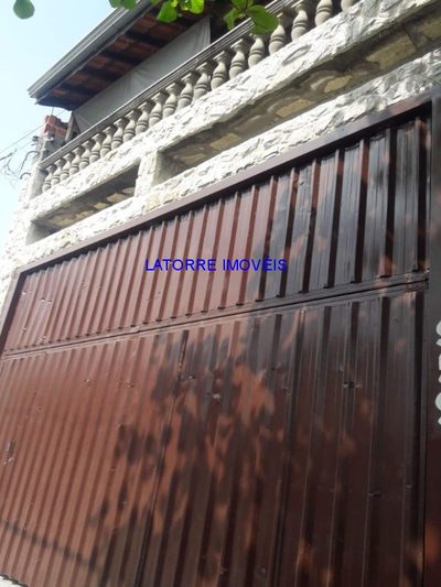 Sobrado, 3 quartos, 200 m² - Foto 1
