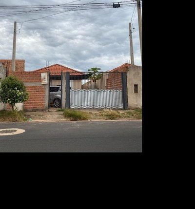 Casa, 2 quartos, 200 m² - Foto 1