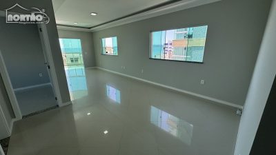 Casa, 3 quartos, 121 m² - Foto 2