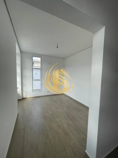 Sobrado, 4 quartos, 316 m² - Foto 1