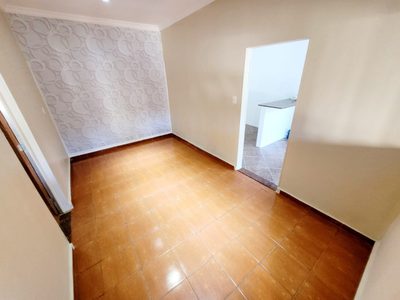 Casa, 2 quartos, 100 m² - Foto 2