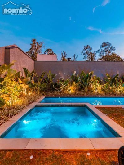 Casa, 1 quarto, 317 m² - Foto 3