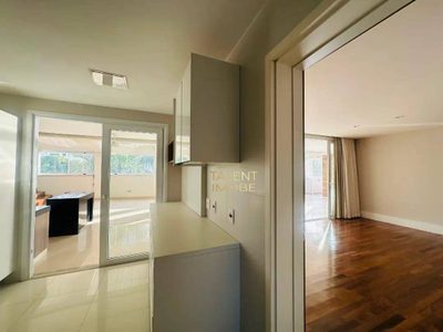 Apartamento, 3 quartos, 270 m² - Foto 5
