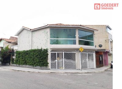 Sobrado, 3 quartos, 205 m² - Foto 1