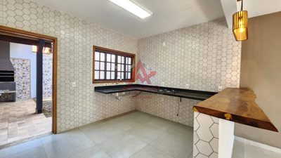 Casa, 6 quartos, 200 m² - Foto 2